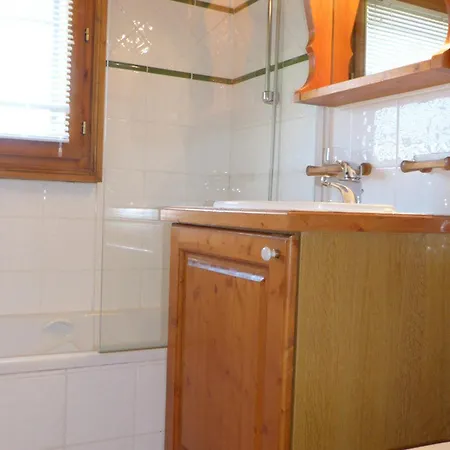 Studio Cosy Avec Vue Mont Blanc, Proche Pistes, Piscine Et Parking Inclus - Fr-1-181-2802